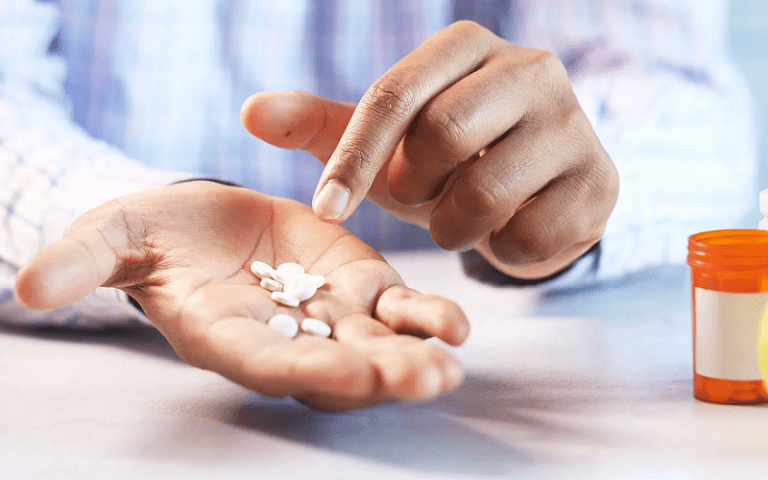 how high b12 cobalamin levels risky